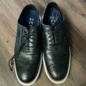 Men black shoes